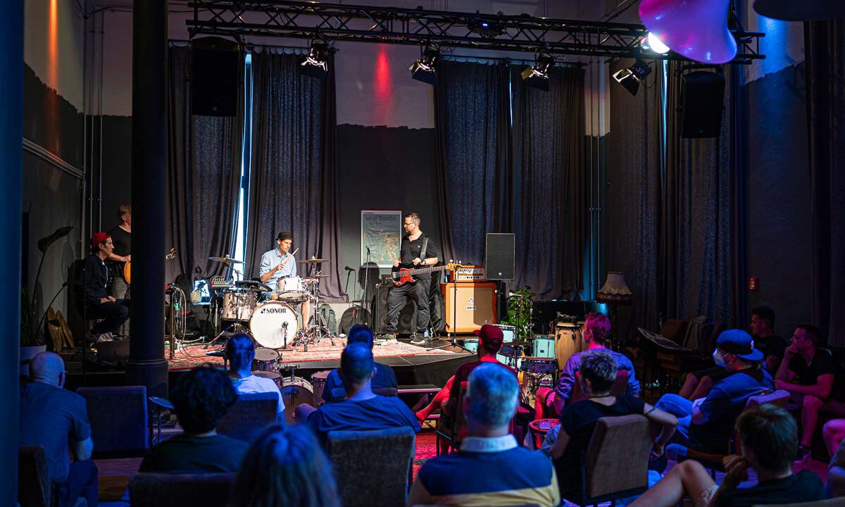 Berlin Drum Days 2021 im House of Music, Based mit Teilnehmern